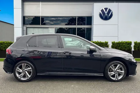 DE22RXD Volkswagen Golf 1.5 TSI R-Line 5dr | Adaptive Cruise Control | Rear Tinted Glass Thumbnail #4