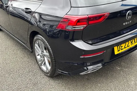 DE22RXD Volkswagen Golf 1.5 TSI R-Line 5dr | Adaptive Cruise Control | Rear Tinted Glass Thumbnail #9