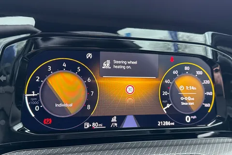 DE22RXD Volkswagen Golf 1.5 TSI R-Line 5dr | Adaptive Cruise Control | Rear Tinted Glass Thumbnail #27