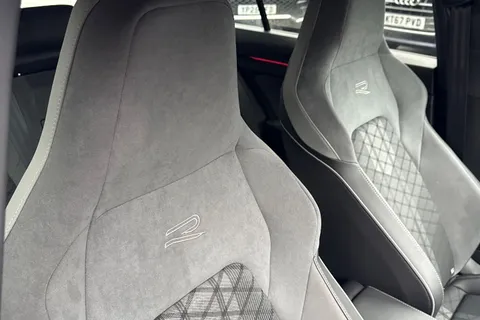 DE22RXD Volkswagen Golf 1.5 TSI R-Line 5dr | Adaptive Cruise Control | Rear Tinted Glass Thumbnail #37