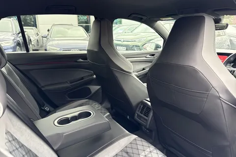 DE22RXD Volkswagen Golf 1.5 TSI R-Line 5dr | Adaptive Cruise Control | Rear Tinted Glass Thumbnail #38