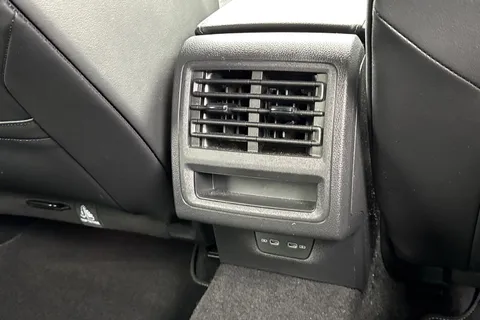 DE22RXD Volkswagen Golf 1.5 TSI R-Line 5dr | Adaptive Cruise Control | Rear Tinted Glass Thumbnail #39