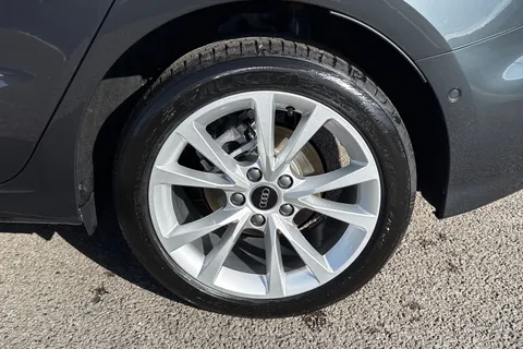 12 of 57 for Audi A3 1.5 TFSI Sport Sportback Euro 6 (s/s) 5dr