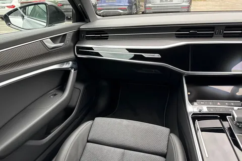 19 of 65 for Audi A6 Avant Avant Black Edition 40 TFSI 204 PS S tronic