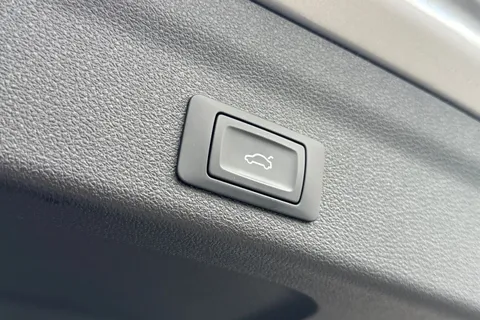 37 of 65 for Audi A6 Avant Avant Black Edition 40 TFSI 204 PS S tronic