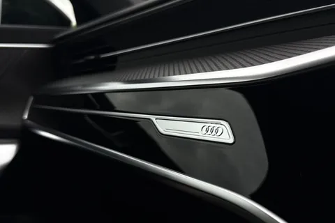 44 of 65 for Audi A6 Avant Avant Black Edition 40 TFSI 204 PS S tronic