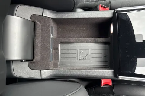 46 of 65 for Audi A6 Avant Avant Black Edition 40 TFSI 204 PS S tronic