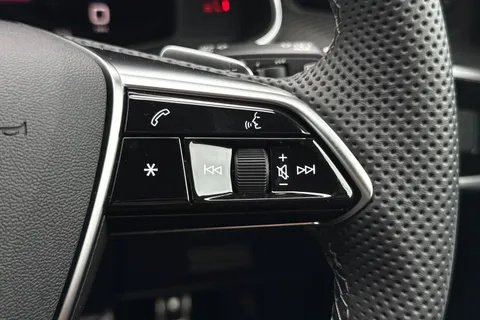 50 of 65 for Audi A6 Avant Avant Black Edition 40 TFSI 204 PS S tronic