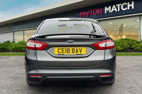 CE18BAV Ford Mondeo 2.0 TDCi ST-Line Euro 6 (s/s) 5dr Thumbnail #5