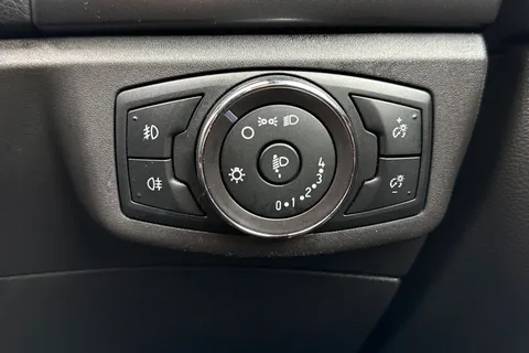 CE18BAV Ford Mondeo 2.0 TDCi ST-Line Euro 6 (s/s) 5dr Thumbnail #36