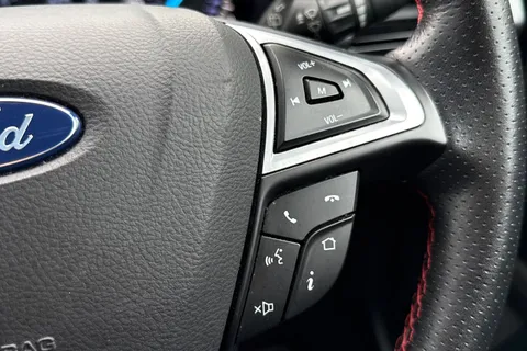 CE18BAV Ford Mondeo 2.0 TDCi ST-Line Euro 6 (s/s) 5dr Thumbnail #38