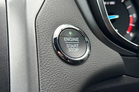 CE18BAV Ford Mondeo 2.0 TDCi ST-Line Euro 6 (s/s) 5dr Thumbnail #43