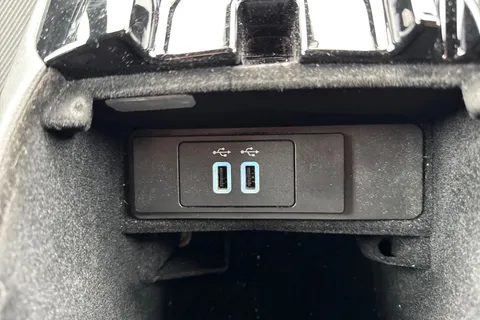 CE18BAV Ford Mondeo 2.0 TDCi ST-Line Euro 6 (s/s) 5dr Thumbnail #49