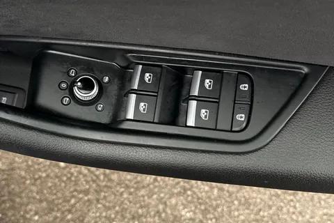 WJ72HMO Audi A5 S line 40 TDI quattro 204 PS S tronic Thumbnail #22