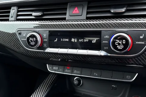 AV21MYK Audi RS 5 RS 5 Sportback Carbon Black   450 PS tiptronic Thumbnail #23