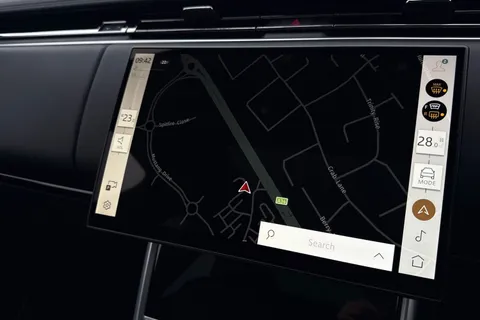 KW24LAO Land Rover Range Rover 3.0 P460e HSE 5dr Thumbnail #13