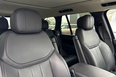 KW24LAO Land Rover Range Rover 3.0 P460e HSE 5dr Thumbnail #23