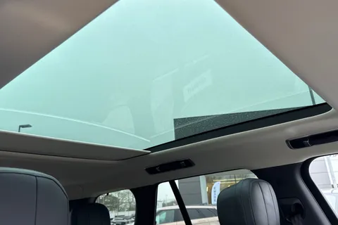 KW24LAO Land Rover Range Rover 3.0 P460e HSE 5dr Thumbnail #34