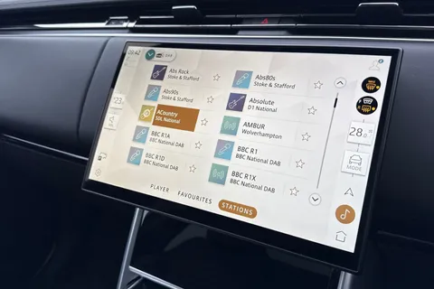 KW24LAO Land Rover Range Rover 3.0 P460e HSE 5dr Thumbnail #37