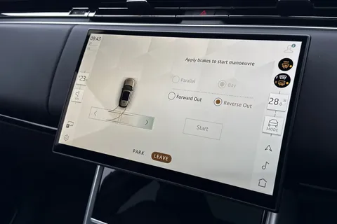 KW24LAO Land Rover Range Rover 3.0 P460e HSE 5dr Thumbnail #41