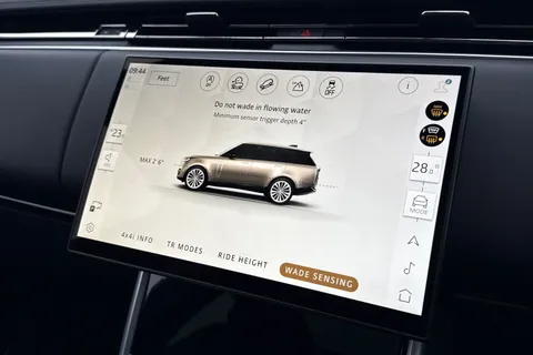 KW24LAO Land Rover Range Rover 3.0 P460e HSE 5dr Thumbnail #46