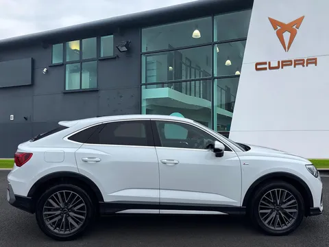 MJ22UUL Audi Q3 1.5 TFSI CoD 35 S line Sportback S Tronic Euro 6 (s/s) 5dr Thumbnail #4