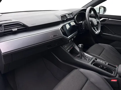 MJ22UUL Audi Q3 1.5 TFSI CoD 35 S line Sportback S Tronic Euro 6 (s/s) 5dr Thumbnail #9
