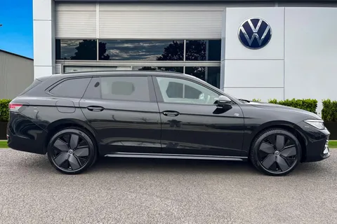 KS75CFJ Volkswagen Passat 1.5 TSI eHybrid 272 Black Edition 5dr DSG **TOW BAR, BLACK SIGNATURE PACK** Thumbnail #4