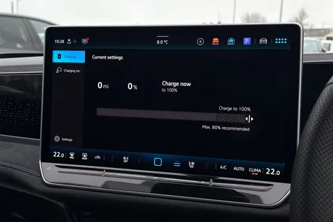 KS75CFJ Volkswagen Passat 1.5 TSI eHybrid 272 Black Edition 5dr DSG **TOW BAR, BLACK SIGNATURE PACK** Thumbnail #45