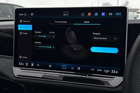 KS75CFJ Volkswagen Passat 1.5 TSI eHybrid 272 Black Edition 5dr DSG **TOW BAR, BLACK SIGNATURE PACK** Thumbnail #48