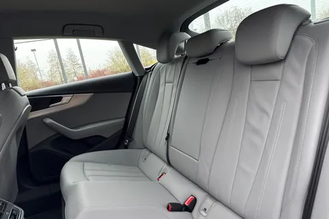 WU24NHP Audi A5 Sport 35 TFSI 150 PS S tronic Thumbnail #20