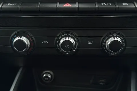 HJ69YZC Audi Q2 S line 30 TFSI  116 PS 6-speed Thumbnail #22