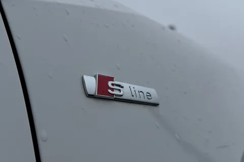 HJ69YZC Audi Q2 S line 30 TFSI  116 PS 6-speed Thumbnail #30