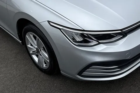 GL23MZZ Volkswagen Golf 1.0 TSI Life 5dr Thumbnail #10