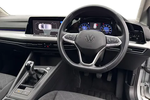 GL23MZZ Volkswagen Golf 1.0 TSI Life 5dr Thumbnail #19