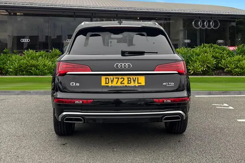 4 of 67 for Audi Q5 S line 40 TDI quattro 204 PS S tronic