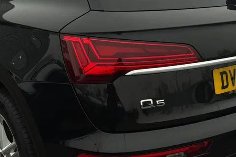 8 of 67 for Audi Q5 S line 40 TDI quattro 204 PS S tronic