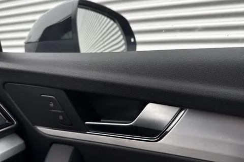 21 of 67 for Audi Q5 S line 40 TDI quattro 204 PS S tronic