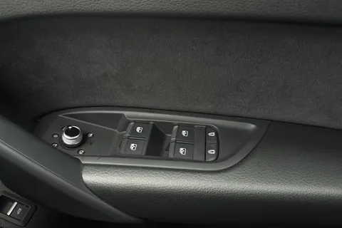 47 of 67 for Audi Q5 S line 40 TDI quattro 204 PS S tronic