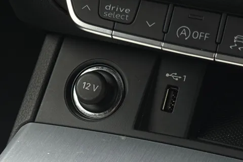 60 of 67 for Audi Q5 S line 40 TDI quattro 204 PS S tronic