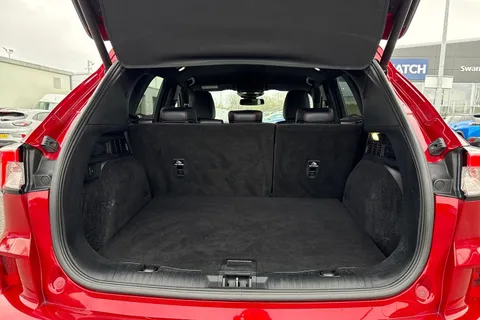 AK71EYV Ford Kuga 2.5 EcoBoost Duratec 14.4kWh ST-Line CVT Euro 6 (s/s) 5dr Thumbnail #8