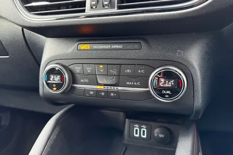 AK71EYV Ford Kuga 2.5 EcoBoost Duratec 14.4kWh ST-Line CVT Euro 6 (s/s) 5dr Thumbnail #23