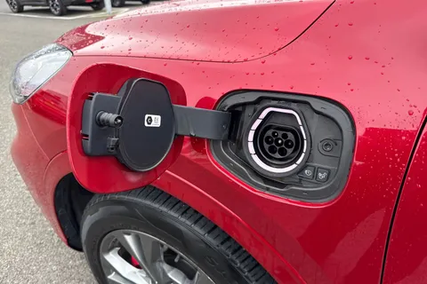 AK71EYV Ford Kuga 2.5 EcoBoost Duratec 14.4kWh ST-Line CVT Euro 6 (s/s) 5dr Thumbnail #26