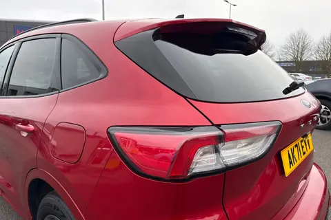 AK71EYV Ford Kuga 2.5 EcoBoost Duratec 14.4kWh ST-Line CVT Euro 6 (s/s) 5dr Thumbnail #32