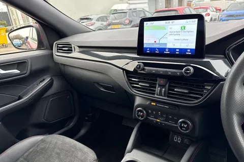 AK71EYV Ford Kuga 2.5 EcoBoost Duratec 14.4kWh ST-Line CVT Euro 6 (s/s) 5dr Thumbnail #48