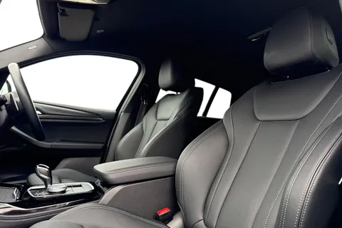 FD74MPO BMW X4 2.0 20d MHT M Sport Auto xDrive Euro 6 (s/s) 5dr Thumbnail #16