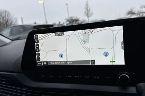 PL73YWG Hyundai Bayon 1.0 T-GDi MHEV Premium DCT Euro 6 (s/s) 5dr Thumbnail #18