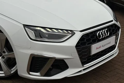 YP24FZR Audi A4 Avant Avant S line 40 TFSI  204 PS S tronic Thumbnail #10