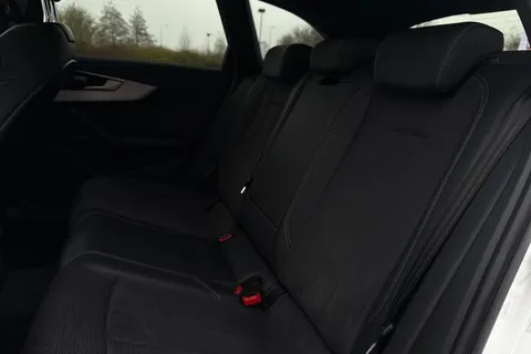 YP24FZR Audi A4 Avant Avant S line 40 TFSI  204 PS S tronic Thumbnail #20