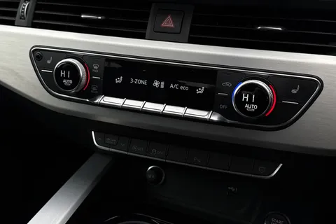 YP24FZR Audi A4 Avant Avant S line 40 TFSI  204 PS S tronic Thumbnail #23